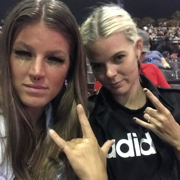 Meet your Posher, Elsa - Picture 3 of 6